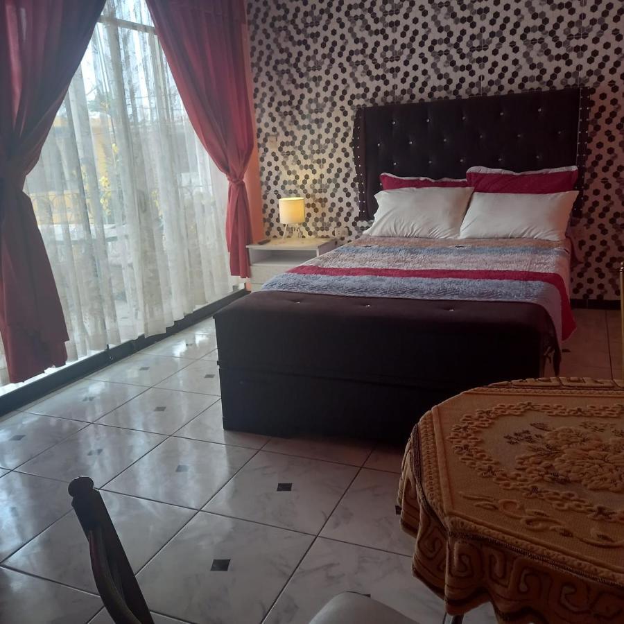 Hostal Luren Наска Екстериор снимка